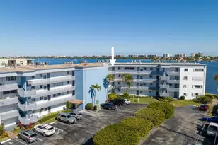 100 Waterway Dr S, Lantana, FL 33462 - Photo 7