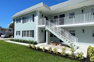 875 SW 4th Ct, Boca Raton, FL 33432 - Photo 9