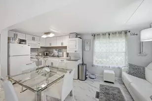 21 Hibiscus Dr, Briny Breezes, FL 33435 - Photo 5