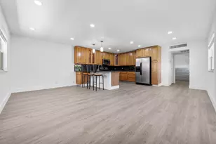 154 Seville G, Delray Beach, FL 33446 - Photo 7