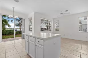 556 Tomahawk Ct, Palm Beach Gardens, FL 33410 - Photo 7