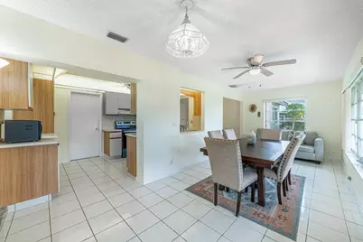 135 NW 14th Street, Boynton Beach, FL 33426 - Photo 15
