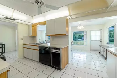 135 NW 14th Street, Boynton Beach, FL 33426 - Photo 13