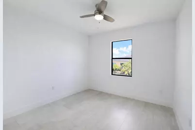 211 NW 25th Avenue, Cape Coral, FL 33993 - Photo 15