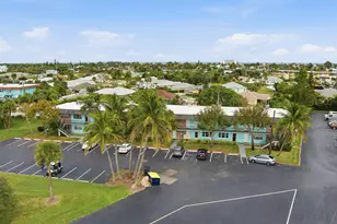 1200 Colonnades Dr, Fort Pierce, FL 34949 - Photo 25