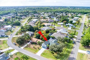 414 SE Cork Rd, Port Saint Lucie, FL 34984 - Photo 5