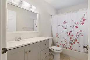 654 Centre Ct SW, Vero Beach, FL 32962 - Photo 11