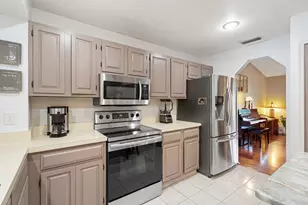 747 SW Alton Cir, Port Saint Lucie, FL 34953 - Photo 13