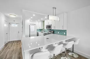 698 NE Spanish River Blvd, Boca Raton, FL 33431 - Photo 3