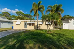 5519 SE Normandy Ave, Stuart, FL 34997 - Photo 3