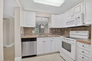6935 Huntington Ln, Delray Beach, FL 33446 - Photo 21
