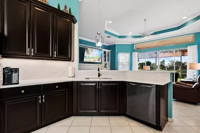 6645 Via Alfieri, Lake Worth, FL 33467 - Photo 23