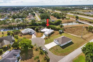 4661 NW Bogi Ct, Port Saint Lucie, FL 34983 - Photo 39