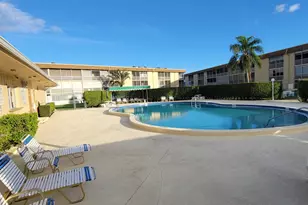 300 Village Green Cir S, Palm Springs, FL 33461 - Photo 17