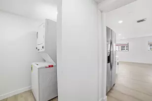 328 SW 11th Ave, Delray Beach, FL 33444 - Photo 11