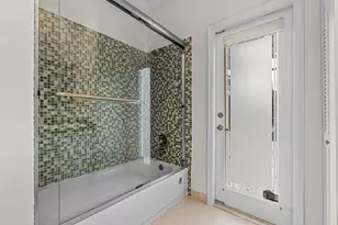 2625 NW 29th Dr, Boca Raton, FL 33434 - Photo 11