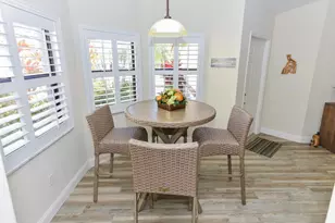 438 SW Jefferson Cir, Port Saint Lucie, FL 34986 - Photo 9