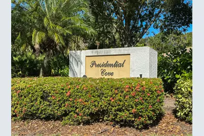 438 SW Jefferson Circle, Port Saint Lucie, FL 34986 - Photo 3