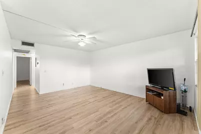 13250 SW 4th Court, Unit #306G, Pembroke Pines, FL 33027 - Photo 7