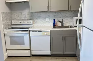 19 Abbey Ln, Delray Beach, FL 33446 - Photo 1