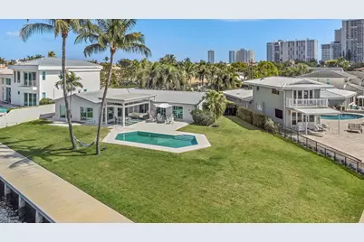 35 Castle Harbor Island, Fort Lauderdale, FL 33308 - Photo 7