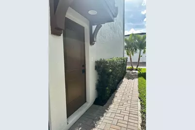 5032 Grandiflora Road, Palm Beach Gardens, FL 33418 - Photo 5