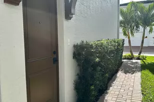 5032 Grandiflora Rd, Palm Beach Gardens, FL 33418 - Photo 5