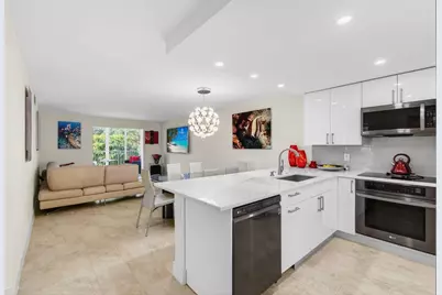 2515 NE 2nd Court, Unit #201, Boynton Beach, FL 33435 - Photo 9