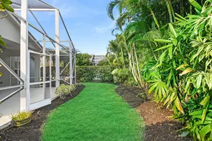 10014 SW Glenbrook Dr, Port Saint Lucie, FL 34987 - Photo 9