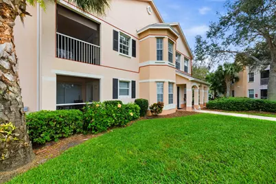 2394 57th Circle, Unit #2394, Vero Beach, FL 32966 - Photo 3
