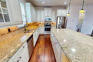 10313 SW Fernwood Ave, Port Saint Lucie, FL 34987 - Photo 11