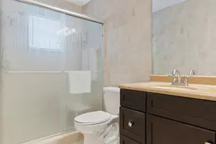 2081 SW 12th Ave, Boynton Beach, FL 33426 - Photo 21