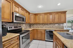 966 NW 37th Ave, Delray Beach, FL 33445 - Photo 13