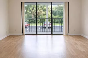 1110 Green Pine Blvd, West Palm Beach, FL 33409 - Photo 3