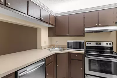 1110 Green Pine Boulevard #H2, West Palm Beach, FL 33409 - Photo 5