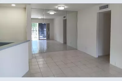 7531 S Oriole Boulevard, Unit #202, Delray Beach, FL 33446 - Photo 5