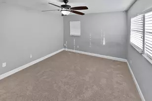 409 Coconut Ave E, Port Saint Lucie, FL 34952 - Photo 21