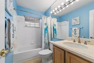 11 Admirals Ct, Palm Beach Gardens, FL 33418 - Photo 23