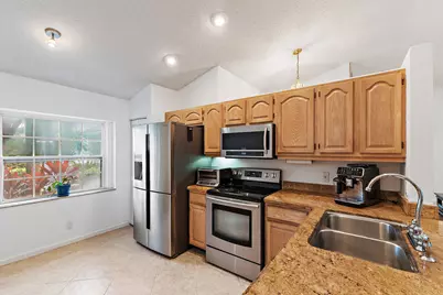 11 Admirals Court, Palm Beach Gardens, FL 33418 - Photo 11