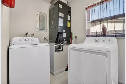 8961 NW 21st Street, Pembroke Pines, FL 33024 - Photo 37
