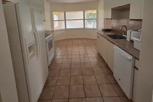 2081 SE Stonecrop St, Port Saint Lucie, FL 34984 - Photo 3