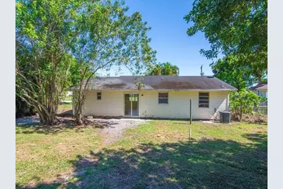 526 NW Kingston Street, Port Saint Lucie, FL 34983 - Photo 1