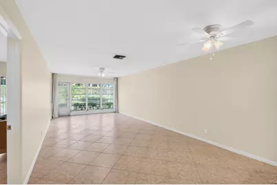 13577 Via Aurora, Unit #A, Delray Beach, FL 33484 - Photo 15