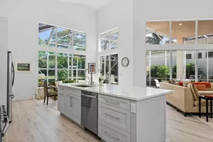 323 Sunset Bay Ln, Palm Beach Gardens, FL 33418 - Photo 7