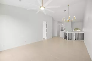 8406 Mulligan Cir, Port Saint Lucie, FL 34986 - Photo 9