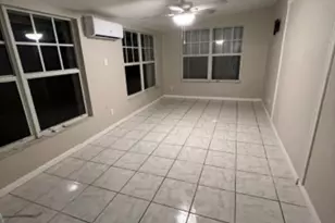 1219 S 10th St, Fort Pierce, FL 34950 - Photo 1