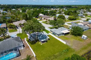 2441 SE Avalon Rd, Port Saint Lucie, FL 34952 - Photo 33