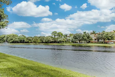 2806 Veronia Drive, Unit #301, Palm Beach Gardens, FL 33410 - Photo 29