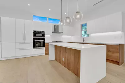 12 SE 10th Avenue, Fort Lauderdale, FL 33301 - Photo 11