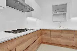 12 SE 10th Ave, Fort Lauderdale, FL 33301 - Photo 9